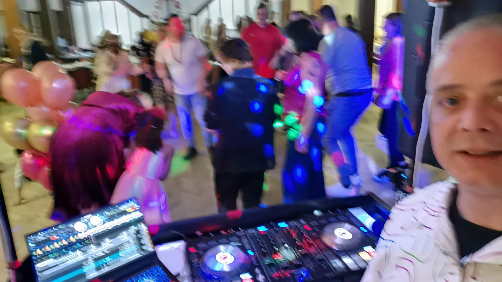 Crowd on the dancefloor